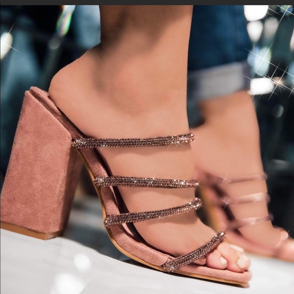 ‼️CLOSET CLOSING‼️Faux Suede Chunky Heel w/ Rhinestone Straps